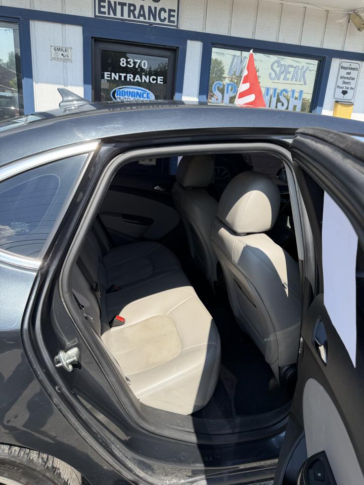 Buick Verano Base 2014