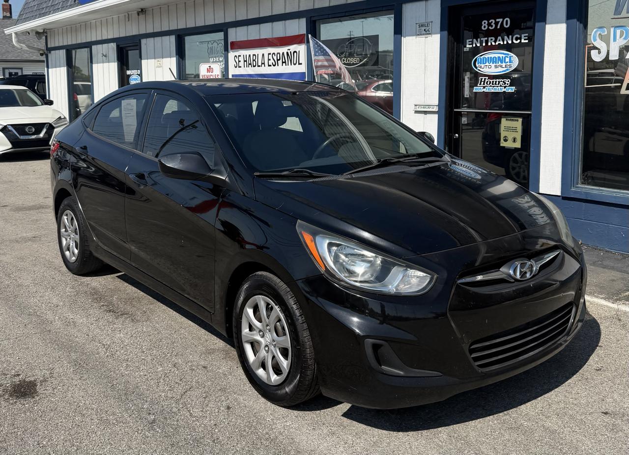 Hyundai Accent GLS 4-Door 2012