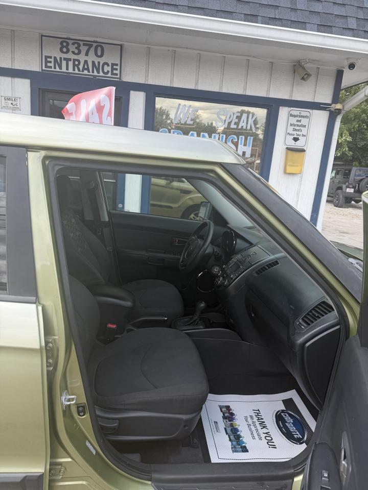 Kia Soul + 2011