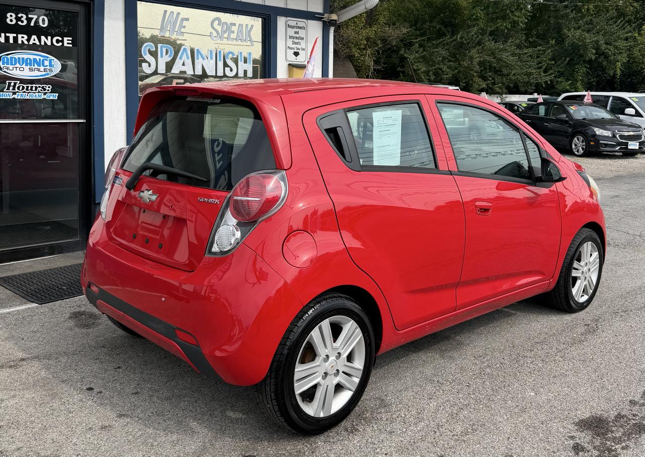 Chevrolet Spark 1LT CVT 2015
