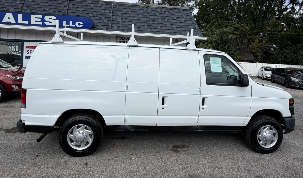 Ford Econoline E-150 2012