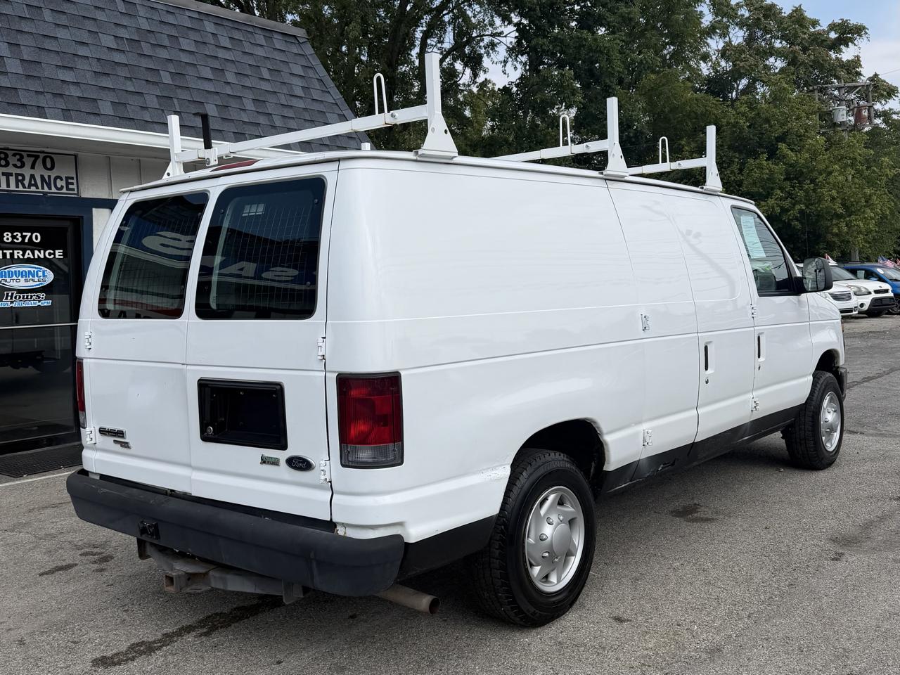 Ford Econoline E-150 2012