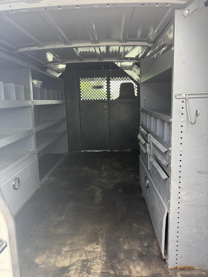 Ford Econoline E-150 2012