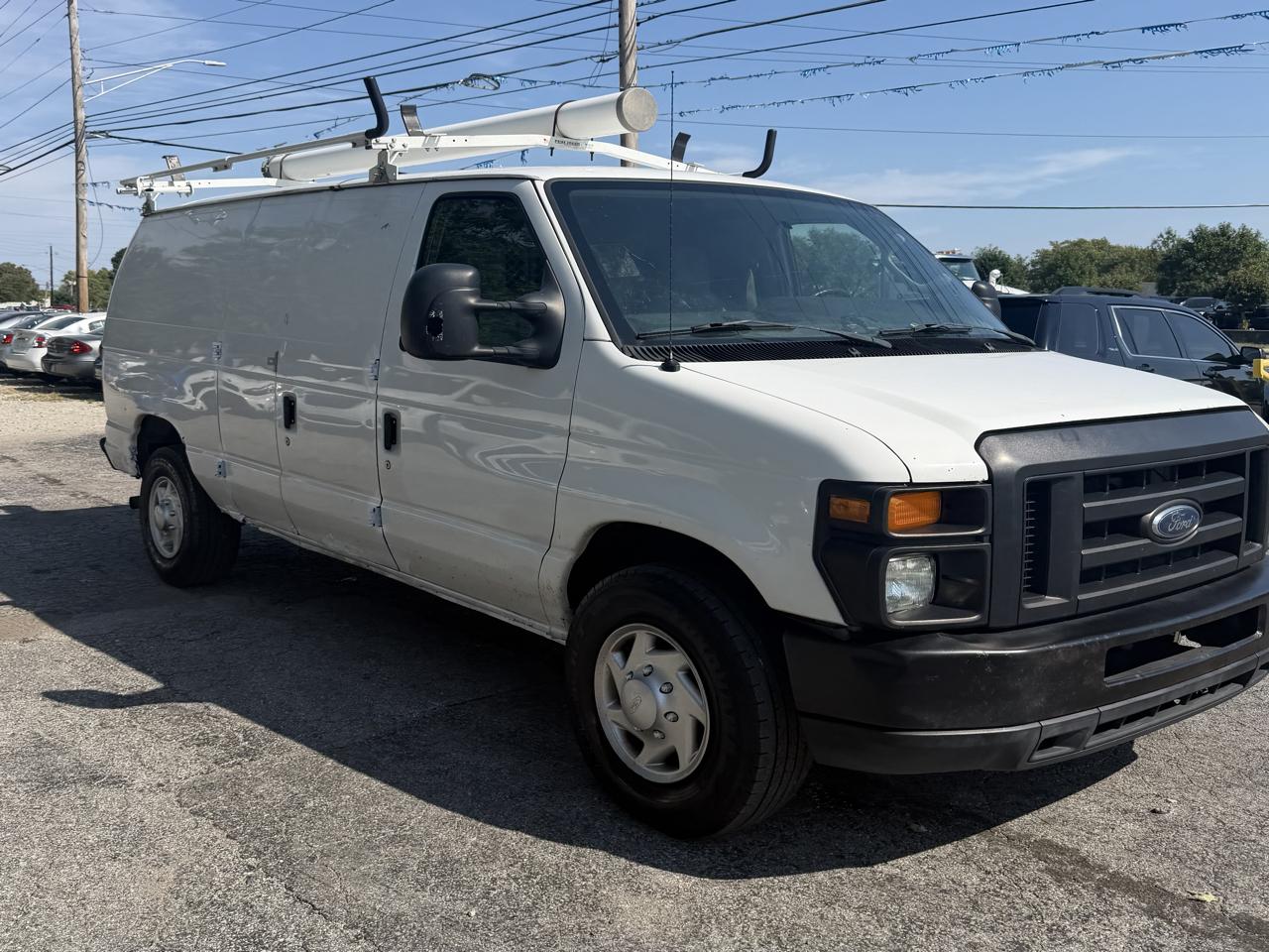 Ford Econoline E-350 Super Duty 2011