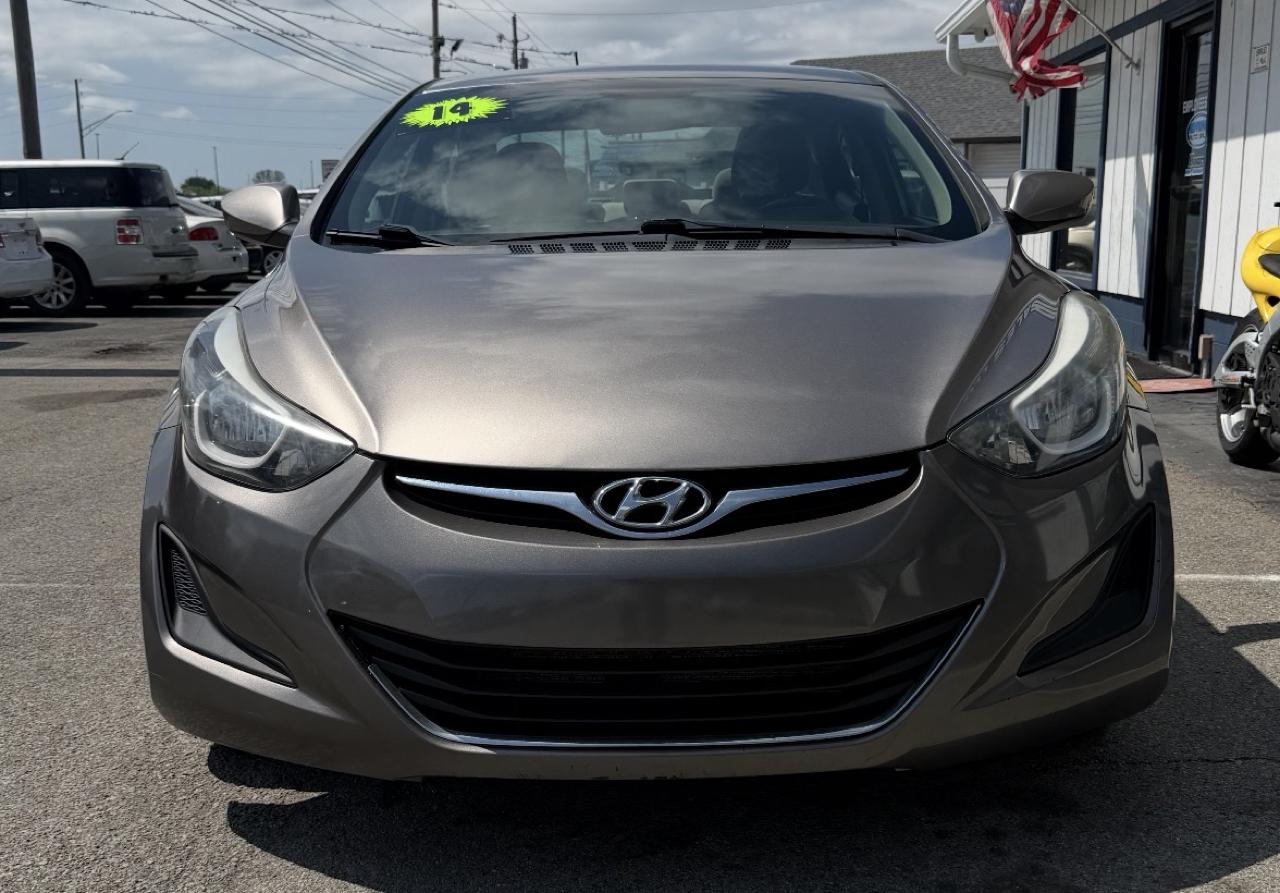 Hyundai Elantra GLS M/T 2014