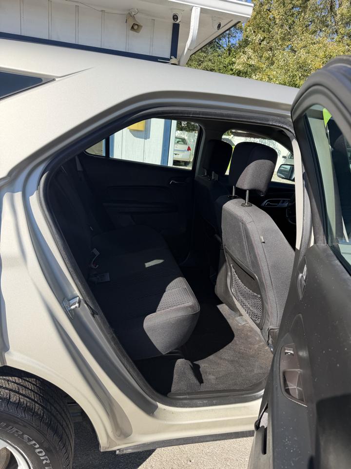 Chevrolet Equinox LS 2WD 2015