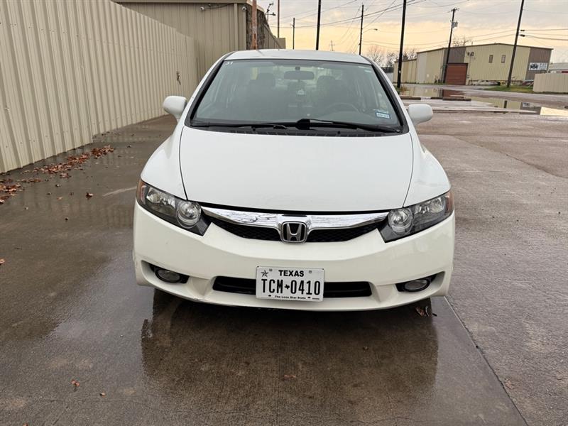 Honda Civic LX-S Sedan 5-Speed AT 2011