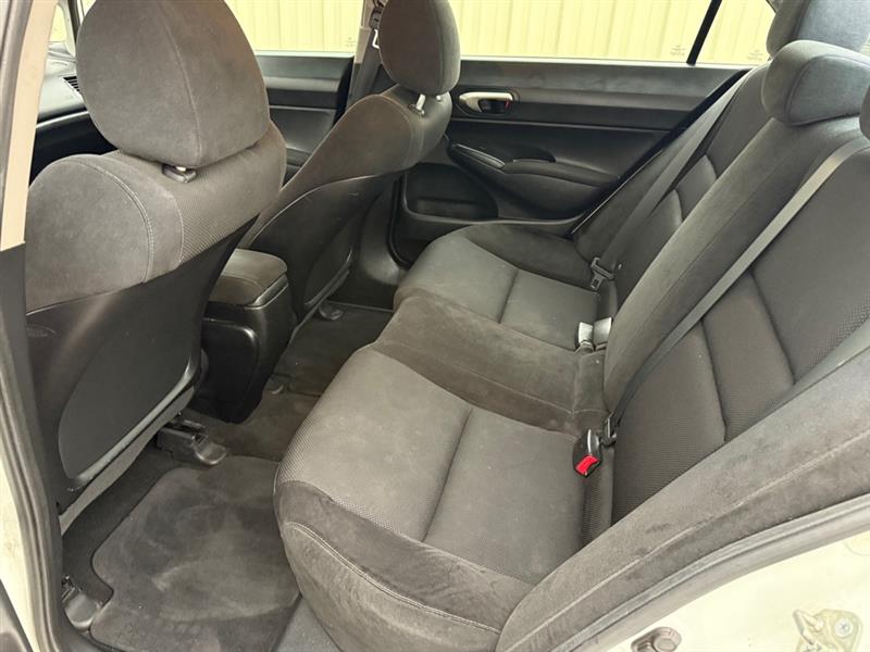 Honda Civic LX-S Sedan 5-Speed AT 2011