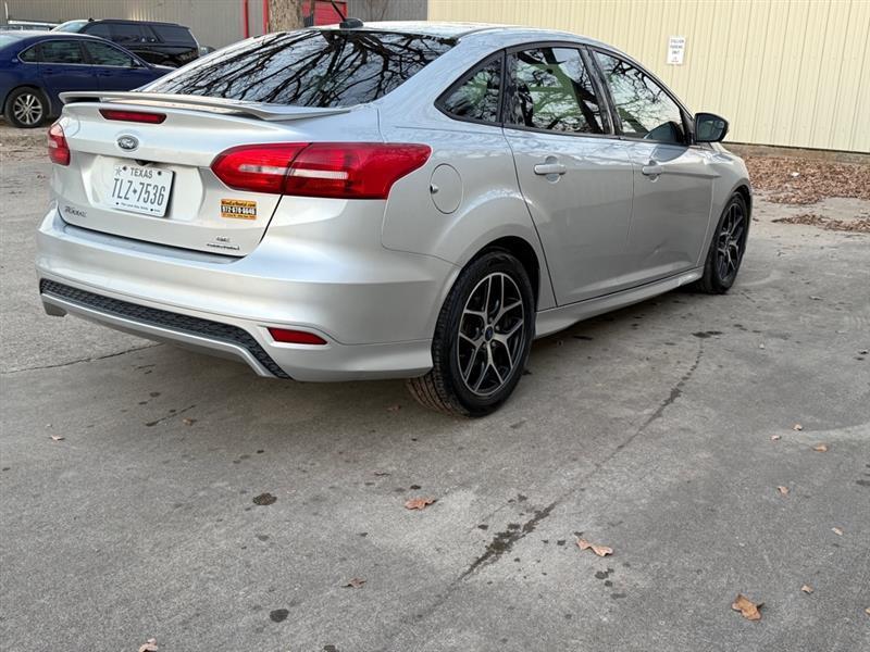 Ford Focus  2016