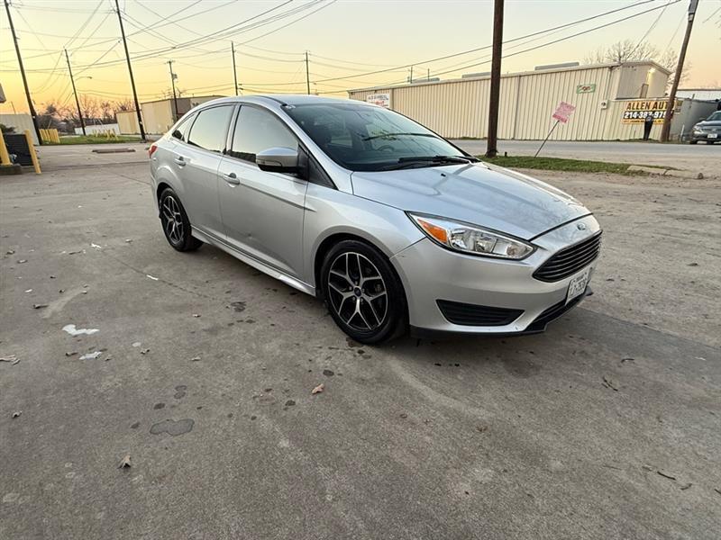 Ford Focus  2016