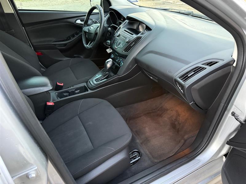 Ford Focus  2016