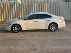 2010 Nissan Maxima 
