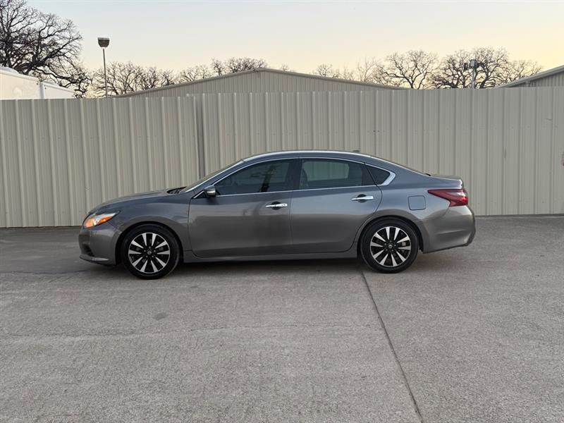 Nissan Altima  2018