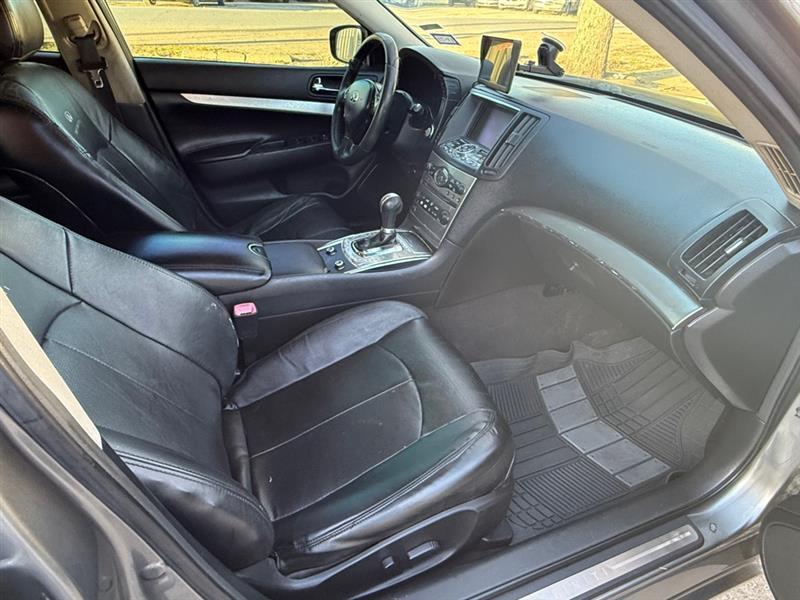 Infiniti G Sedan  2013