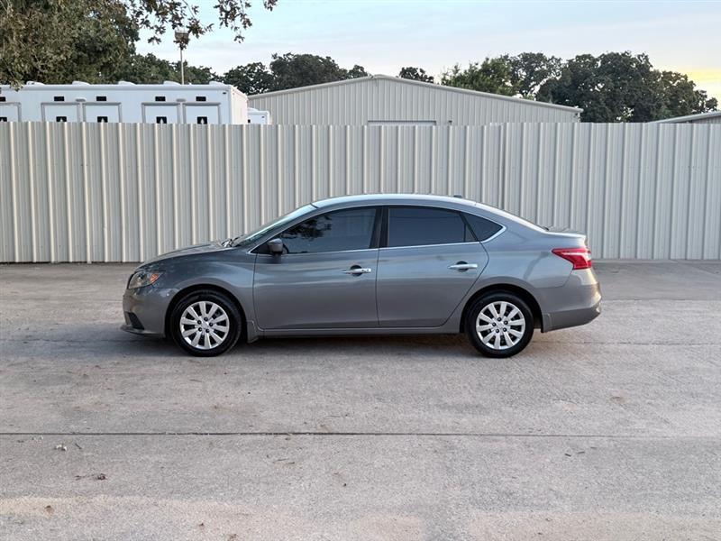 Nissan Sentra  2017