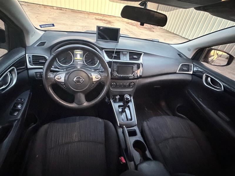 Nissan Sentra  2017