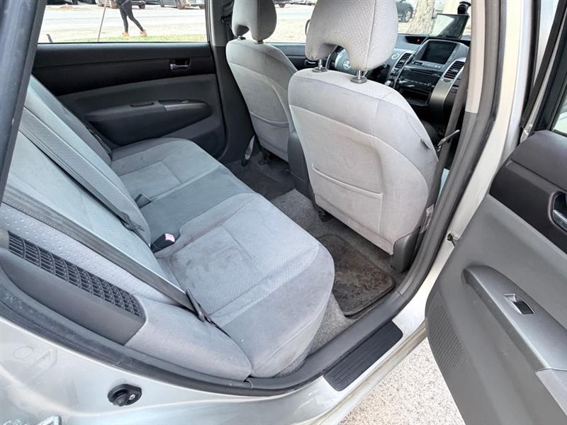 Toyota Prius 4-Door Liftback 2005