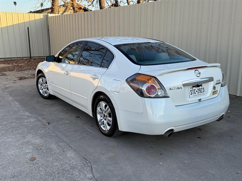 Nissan Altima 2.5 S 2011