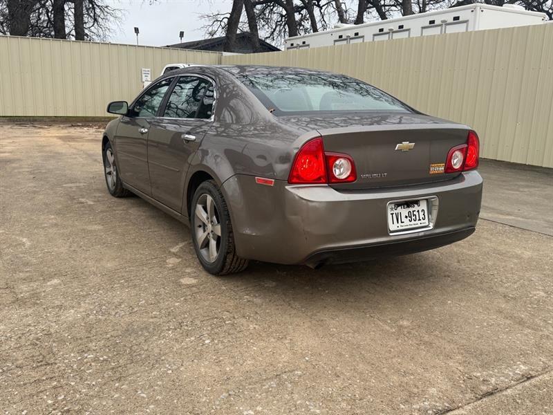 Chevrolet Malibu  2012