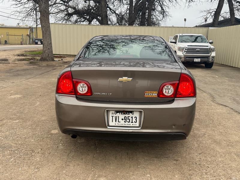 Chevrolet Malibu  2012