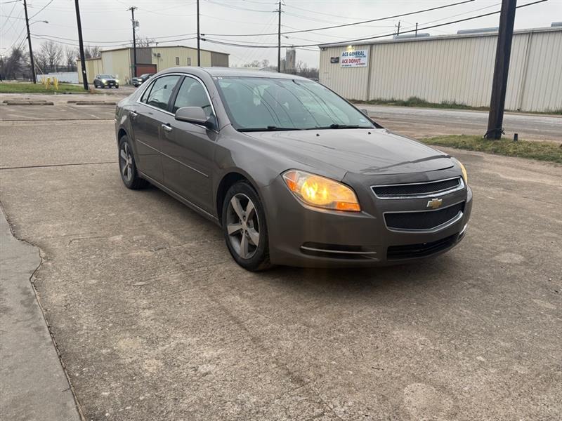 Chevrolet Malibu  2012