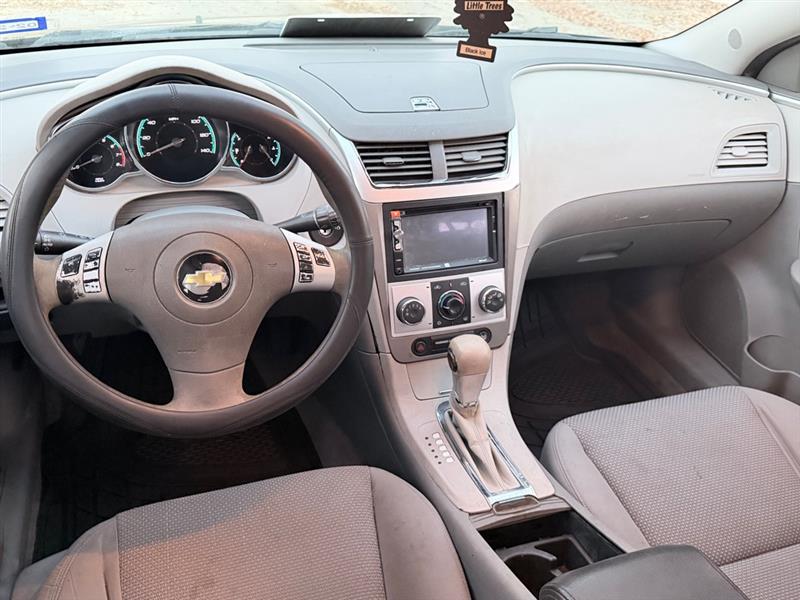 Chevrolet Malibu 1LT 2011