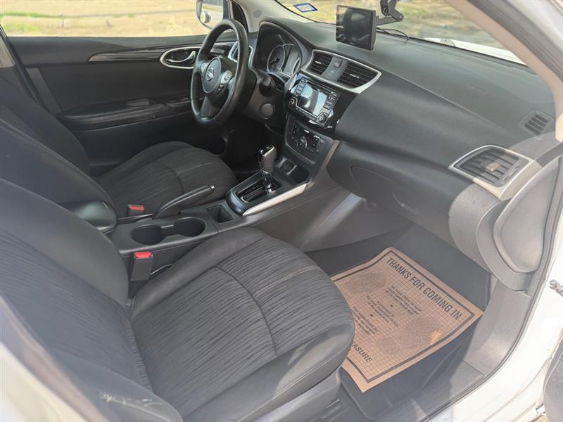 Nissan Sentra  2018