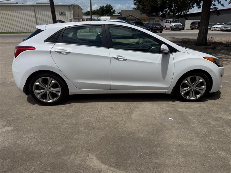 Hyundai Elantra GT A/T 2014