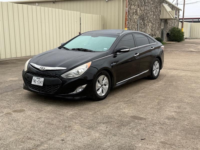 Hyundai Sonata Hybrid Sedan 2013