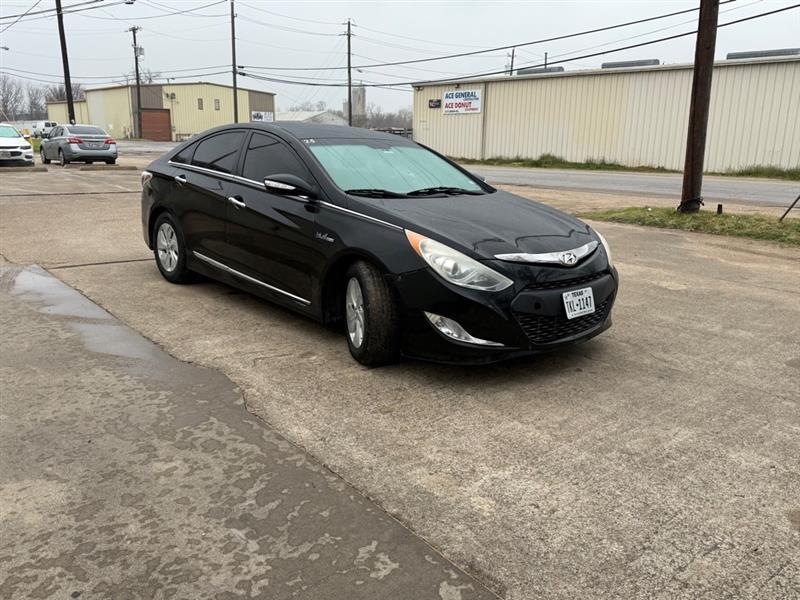 Hyundai Sonata Hybrid  2013