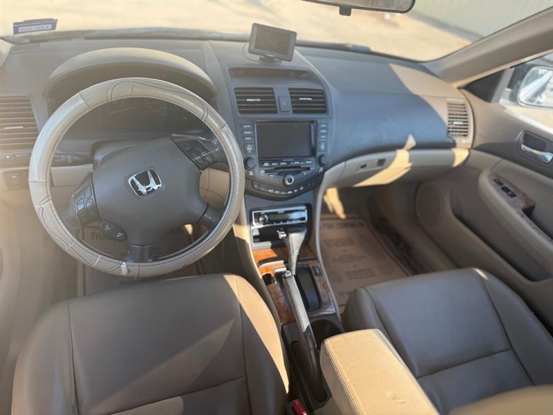Honda Accord  2003
