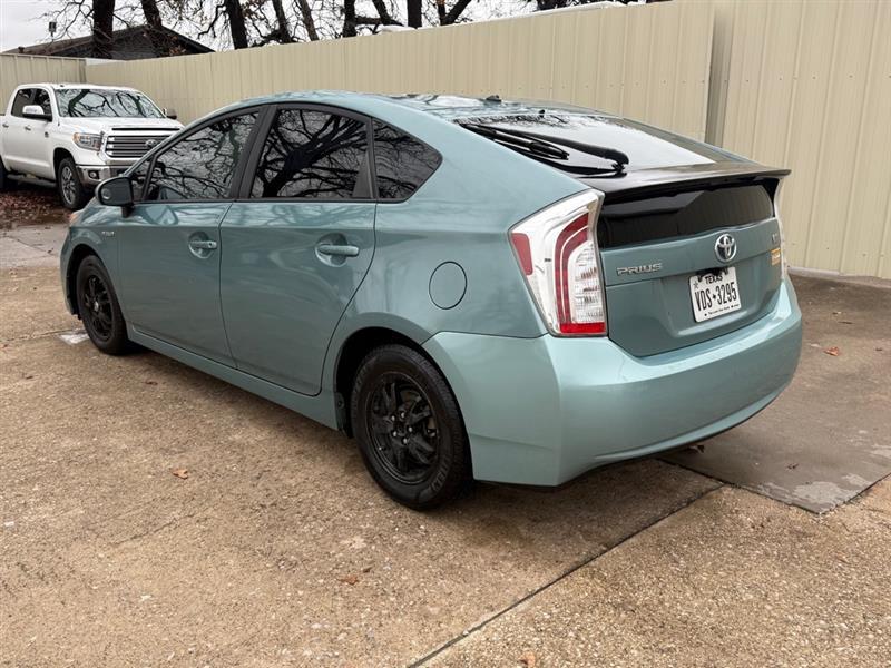 Toyota Prius  2013