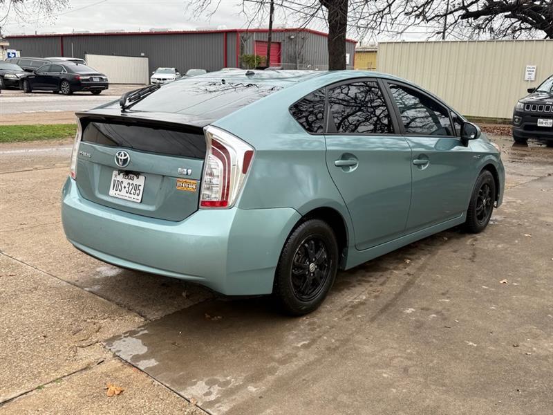 Toyota Prius  2013