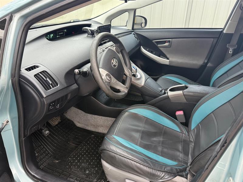 Toyota Prius  2013