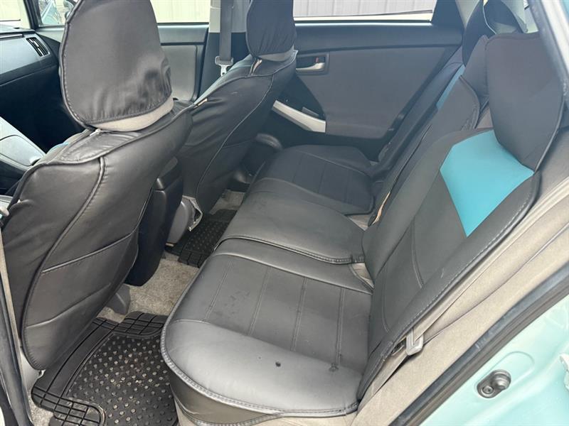 Toyota Prius  2013