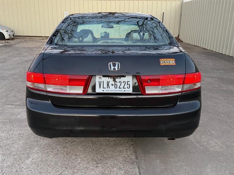 Honda Accord  2004
