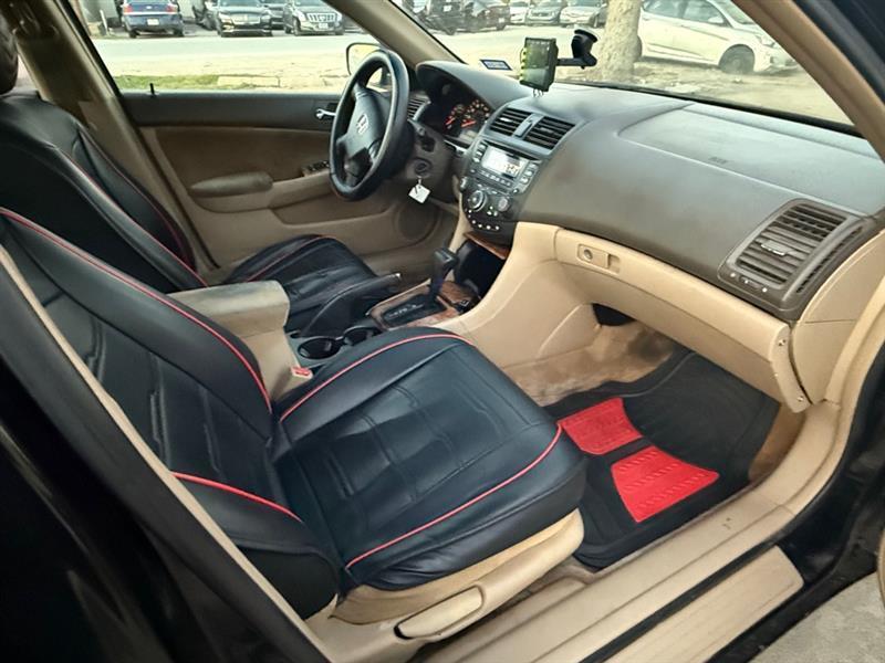 Honda Accord  2004