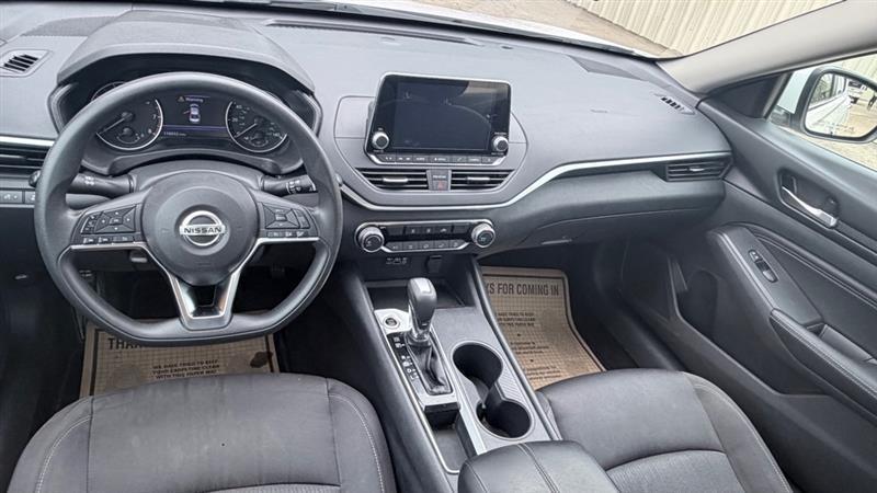 Nissan Altima  2019