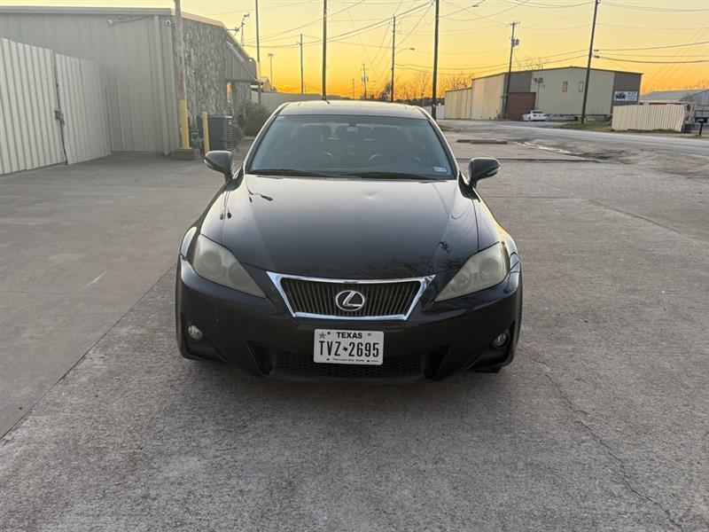 Lexus IS 250 RWD 2011