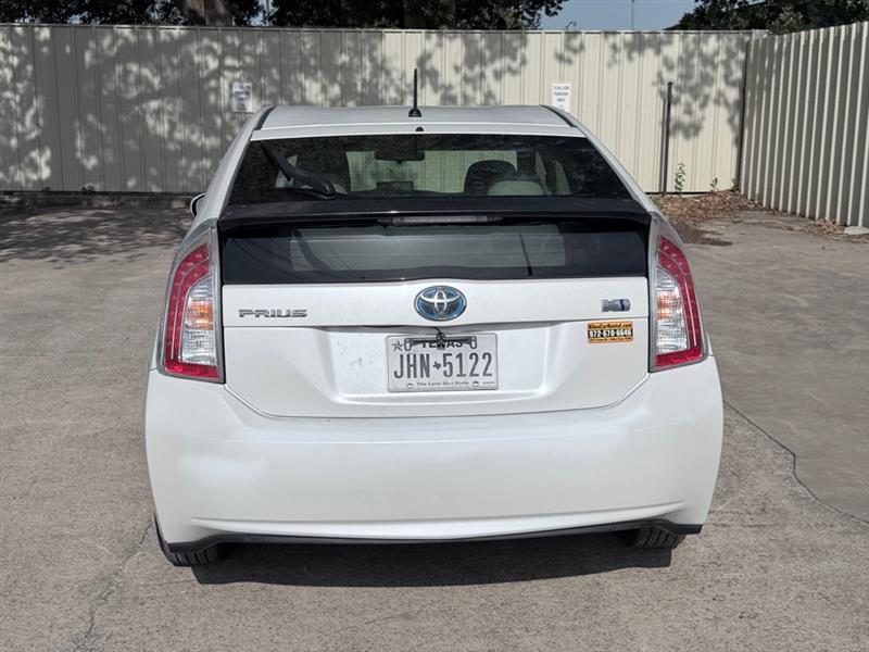 Toyota Prius Three 2014