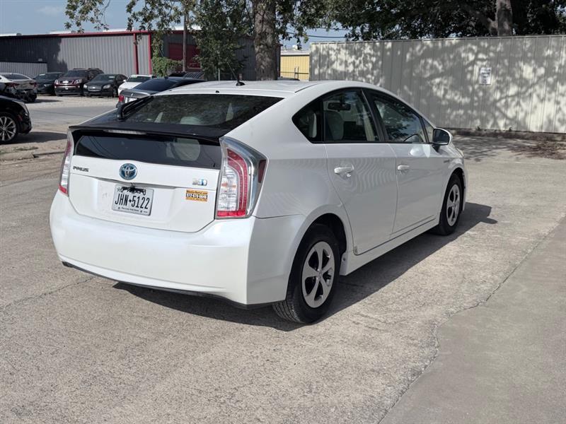 Toyota Prius Three 2014