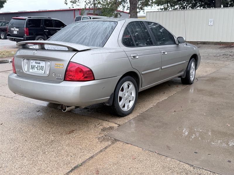 Nissan Sentra  2006