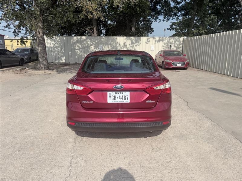 Ford Focus  2013