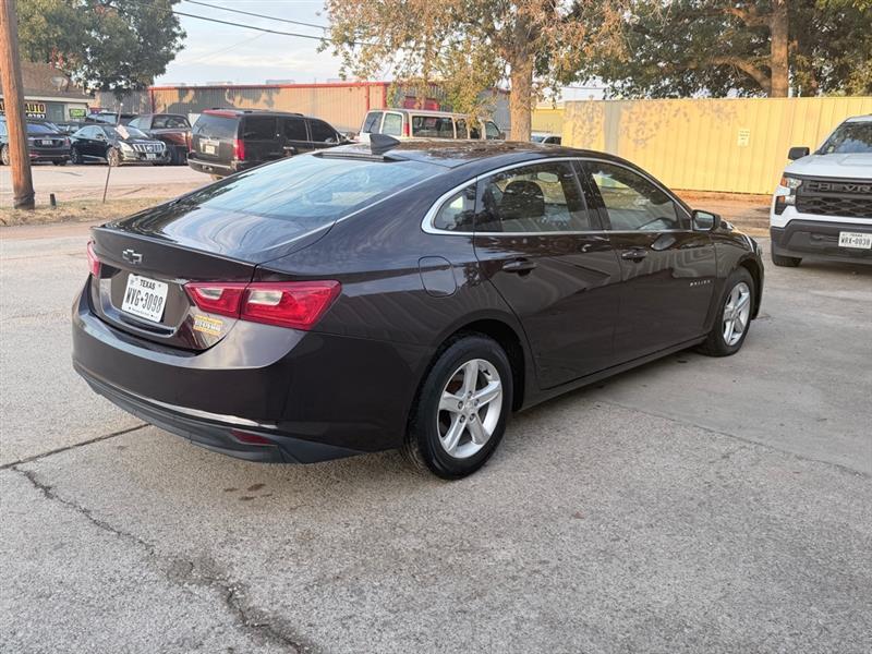 Chevrolet Malibu  2020