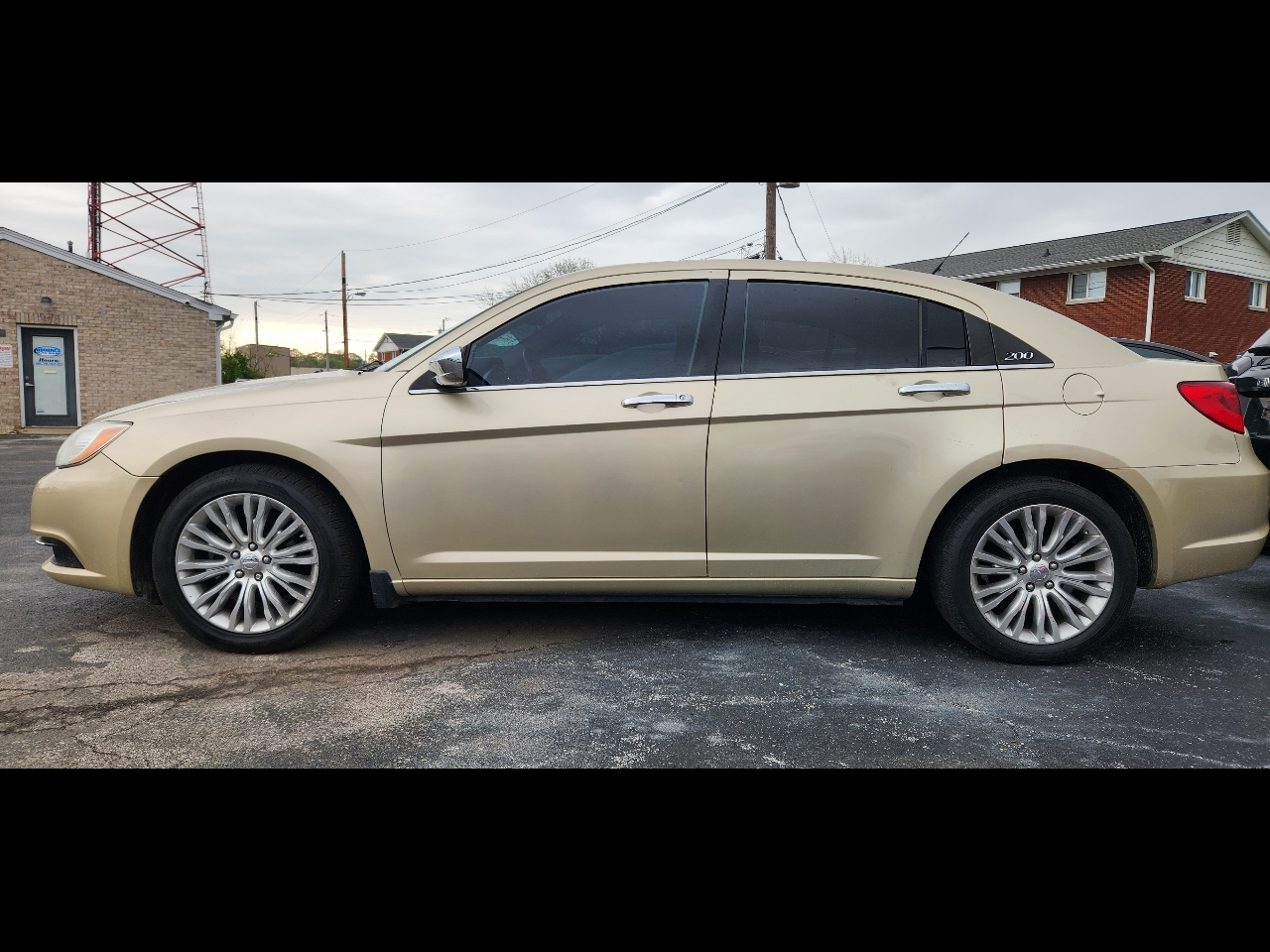 2013 Chrysler 200 Touring