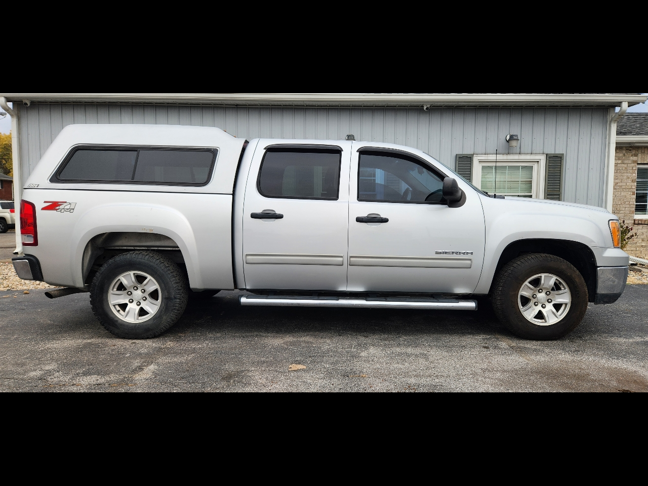 GMC Sierra 1500 SLE Crew Cab 4WD 2013 GMC Sierra 1500 SLE Crew Cab 4WD 2013