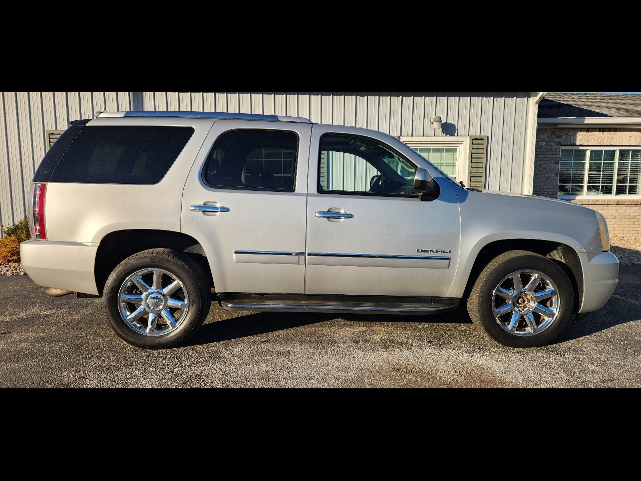 2010 GMC Yukon Denali 4WD