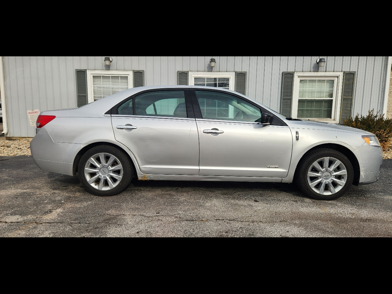 2012 Lincoln MKZ Hybrid Sedan