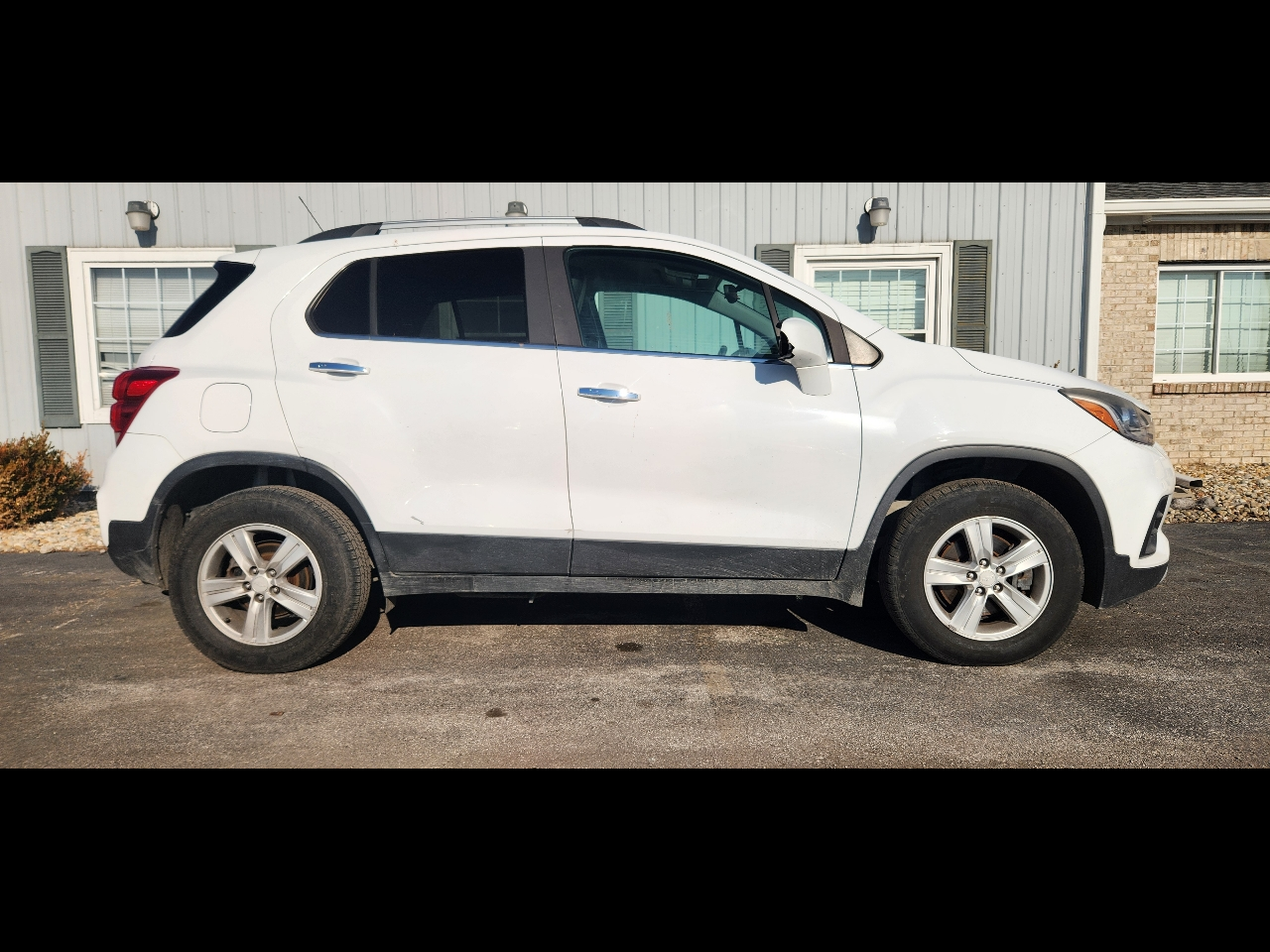 2017 Chevrolet Trax LT's photo