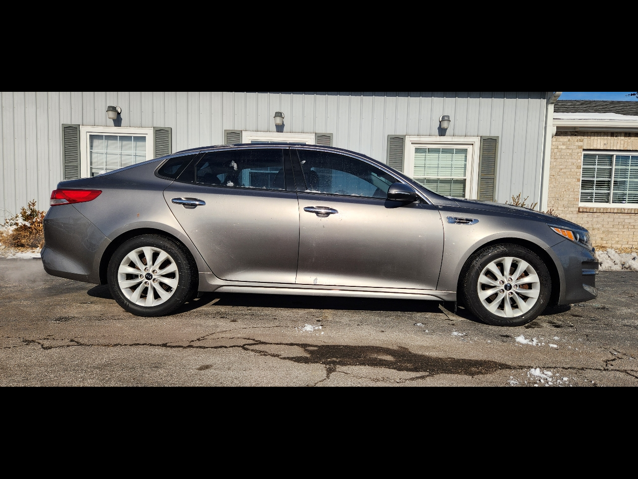 2016 Kia Optima EX's photo